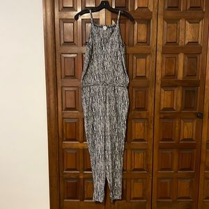 Women’s Splendid Jumpsuit. Black/ white print - medium